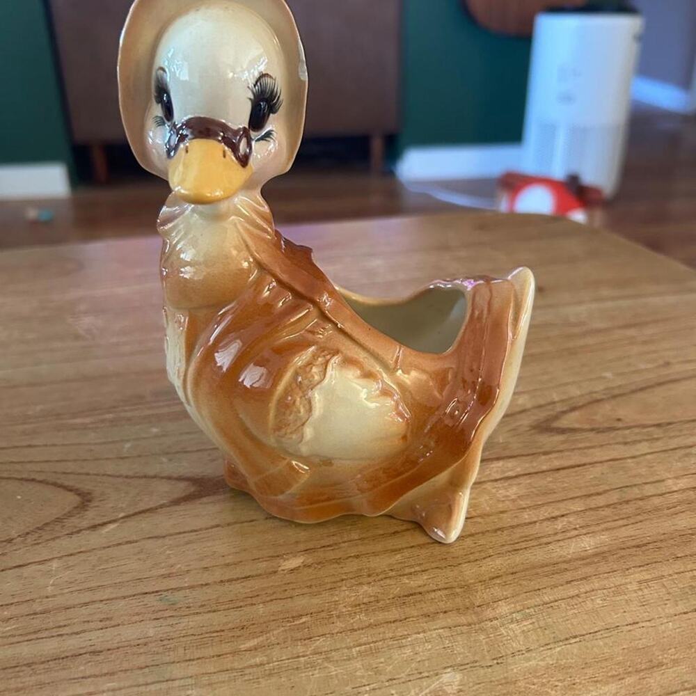 Adorable vintage hand painted glazed ceramic Mother Goose nursery rhymes planter